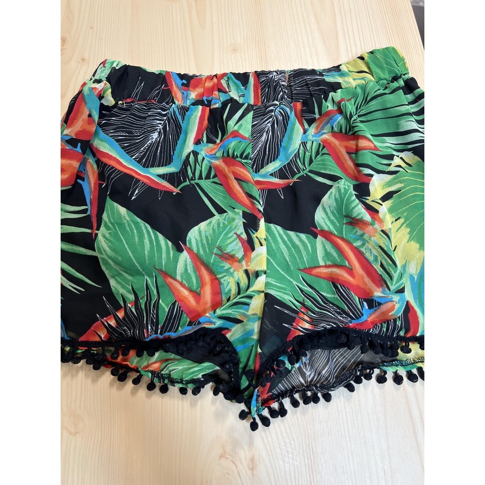 Gianni Bini Shorts Womens M Multicolor Tropical Floral Pom Pom Trim Beach